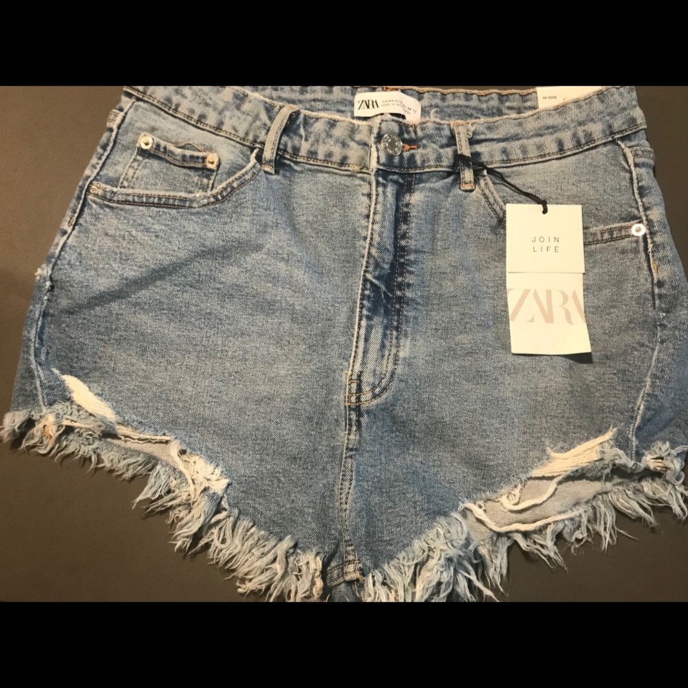 ZARA Hi Rise Denim Shorts (BRAND NEW) with TAGS